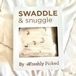 Freshly Picked barely used Swaddle & Snuggle in Rainbows